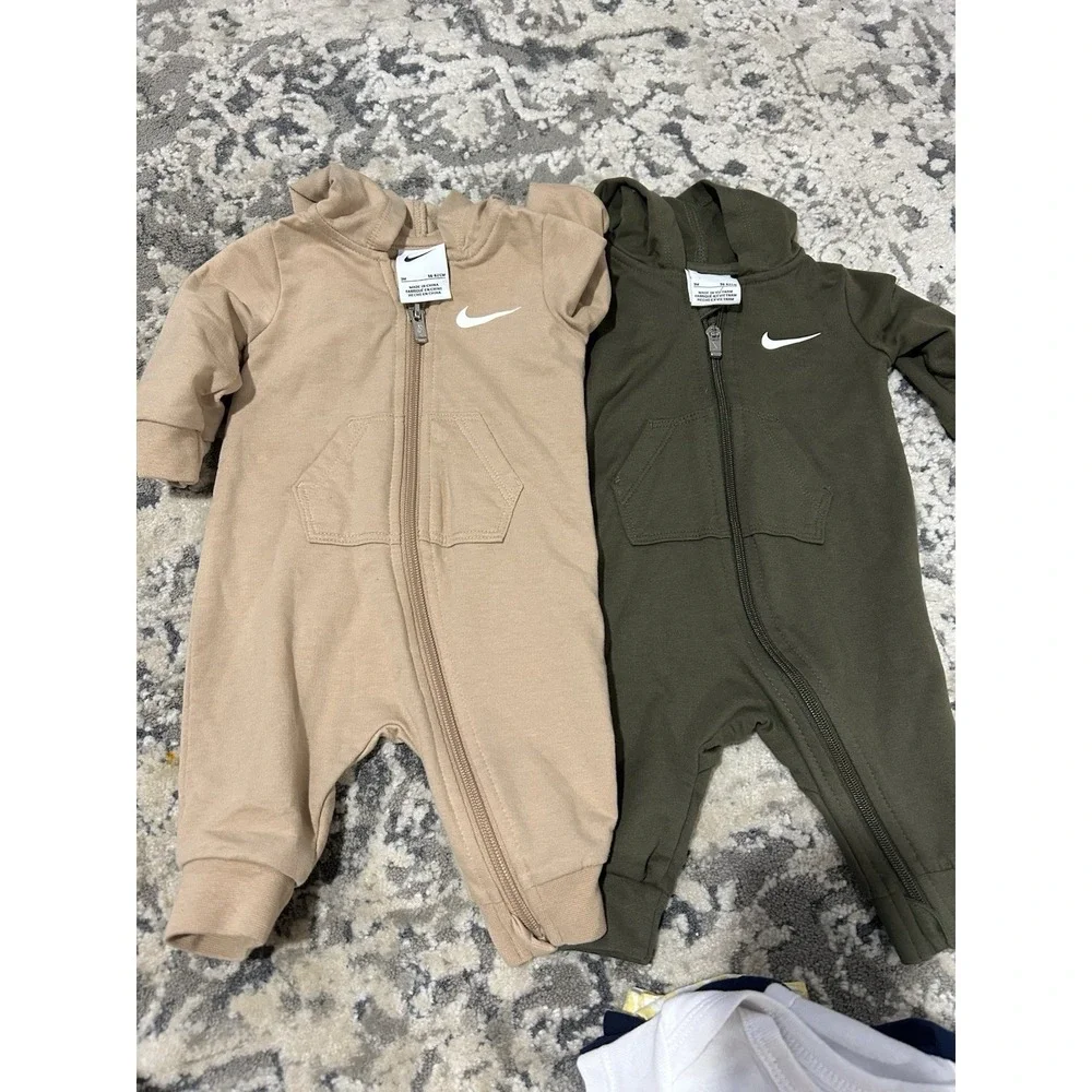 Nike Baby Boy‎ Lot Size Newborn/0-3 Month